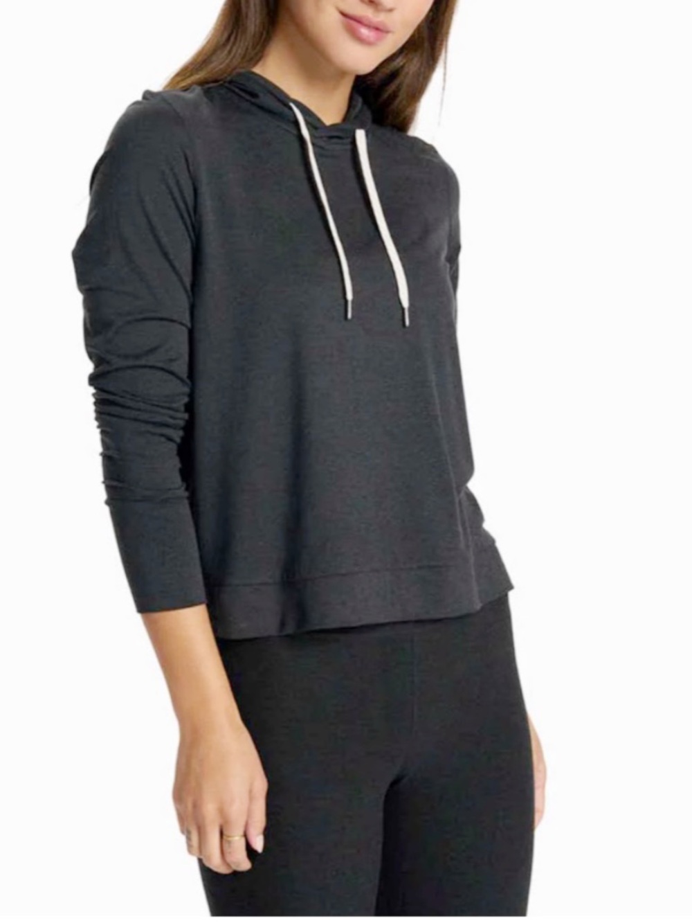 Vuori Halo Essential Cropped Hoodie In Dark Gray XL